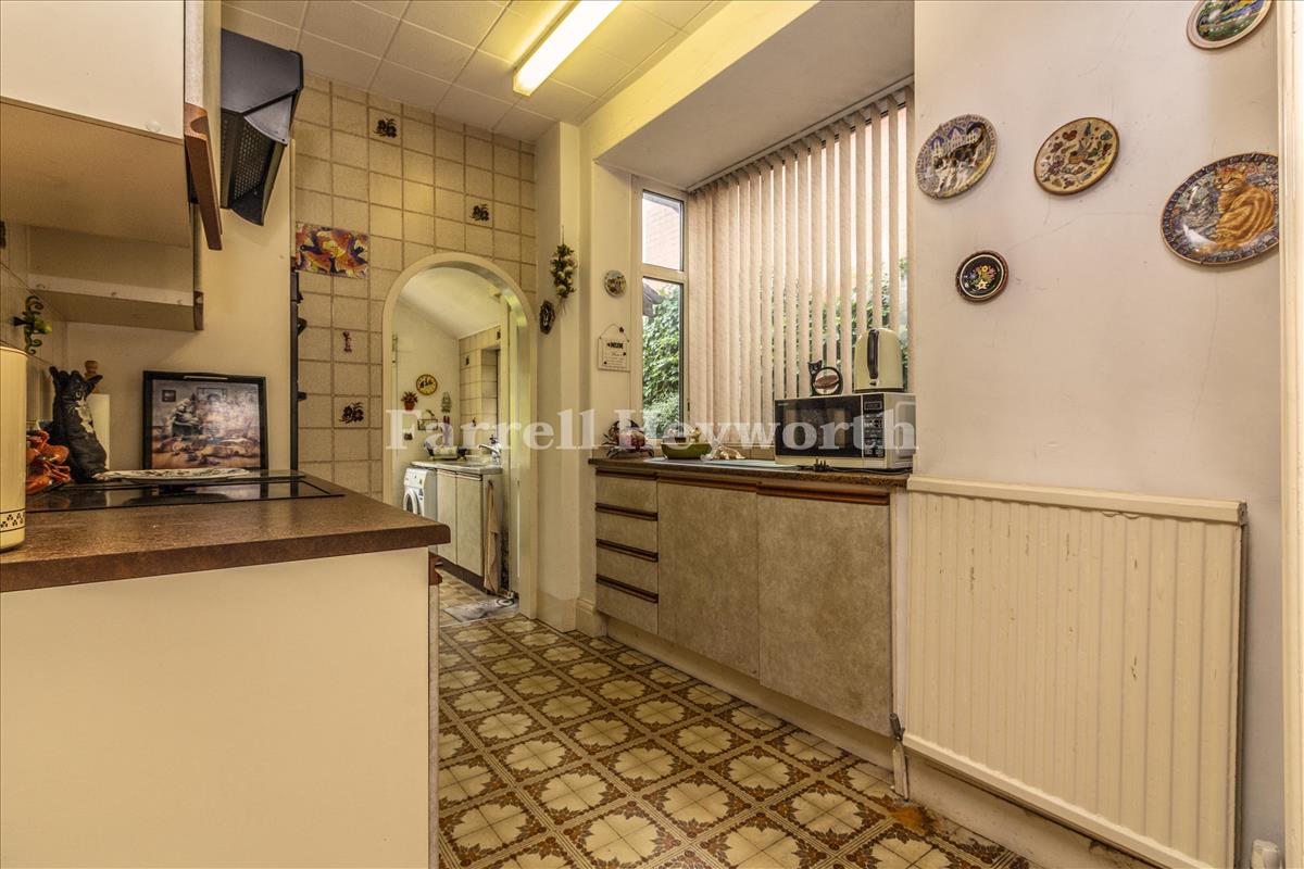 Kitchen b