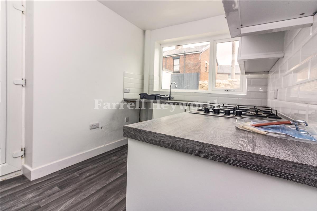 Kitchen b