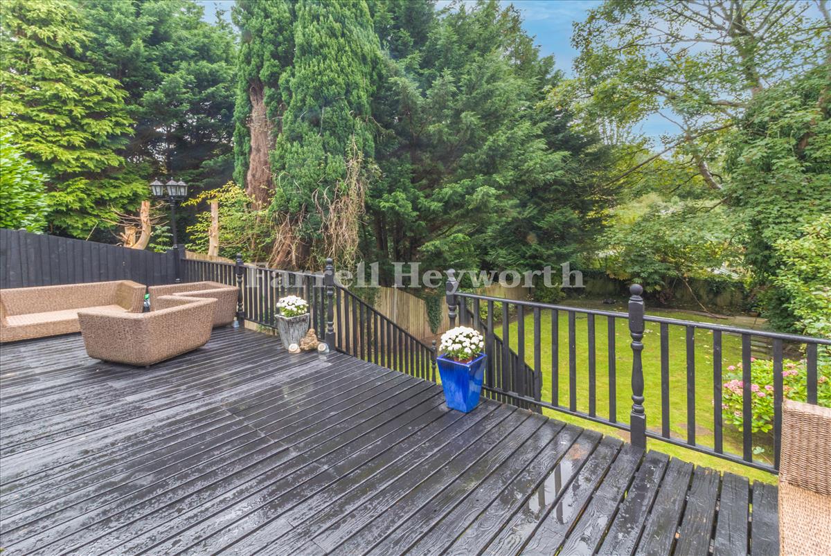 Decking Area image 2