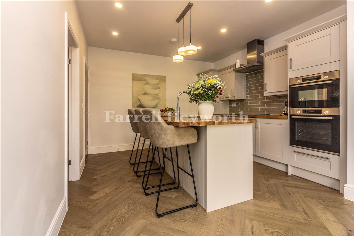 Kitchen h
