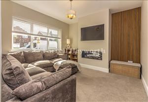 Lounge b
