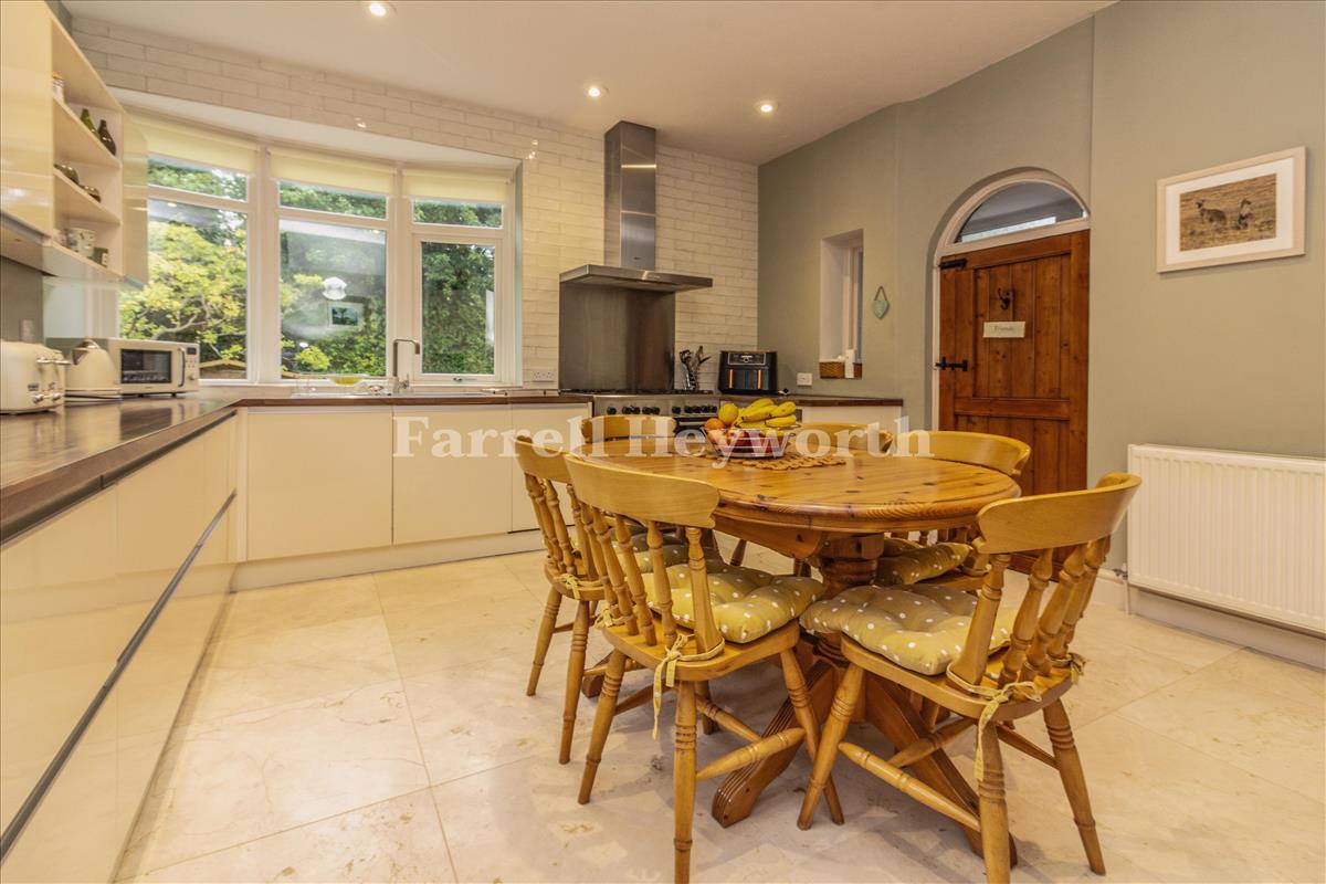 Kitchen d