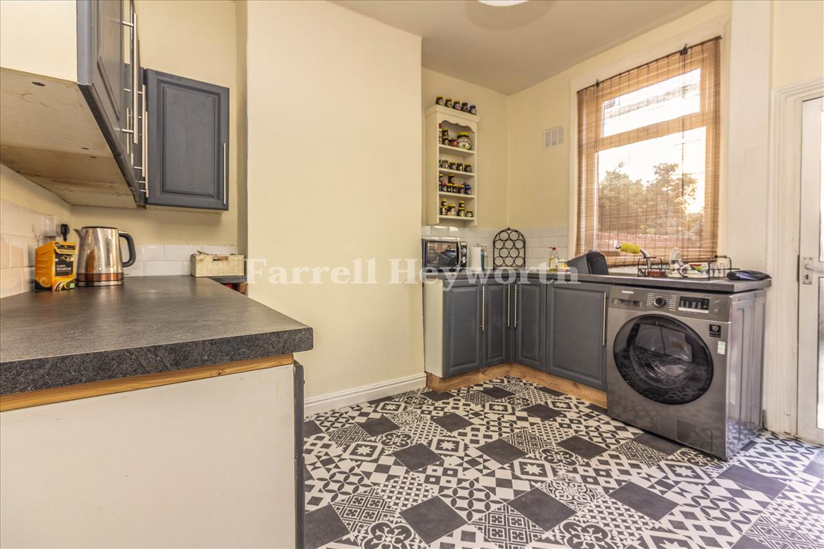 Kitchen d