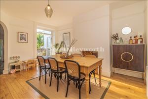 Dining Room image 4