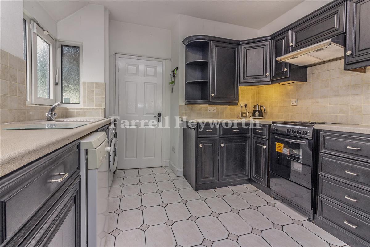 Kitchen b