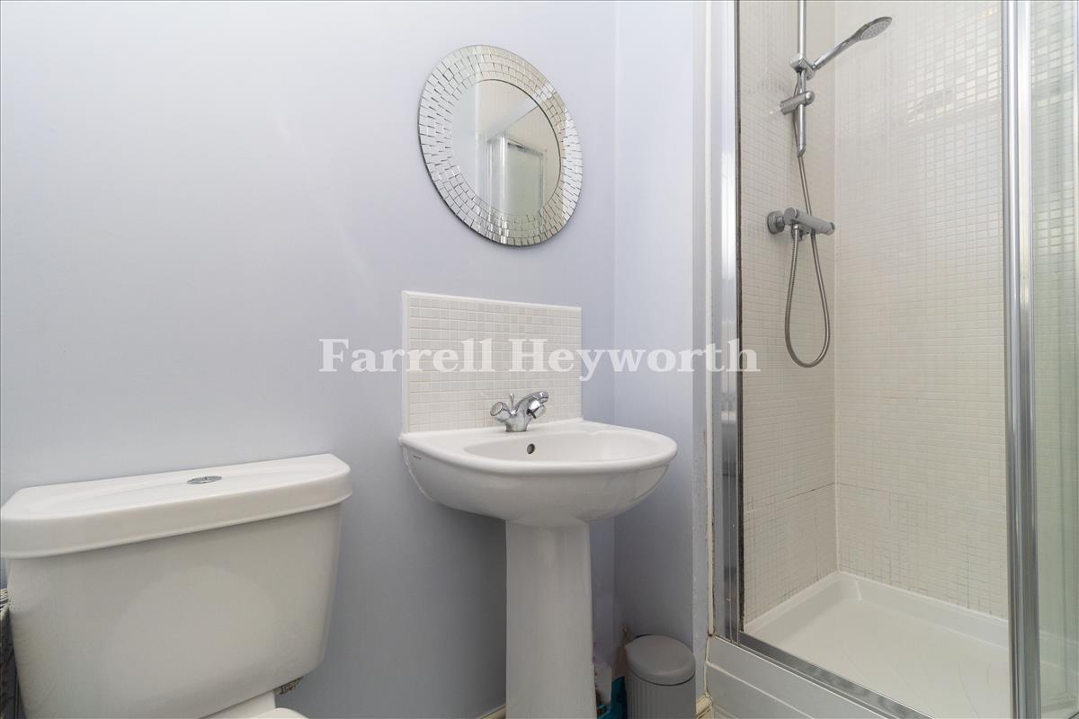 En Suite Shower
