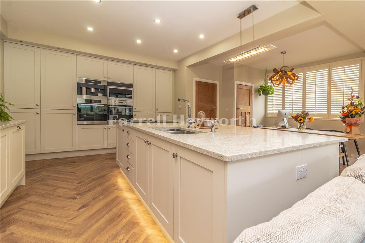 Kitchen Area image 2