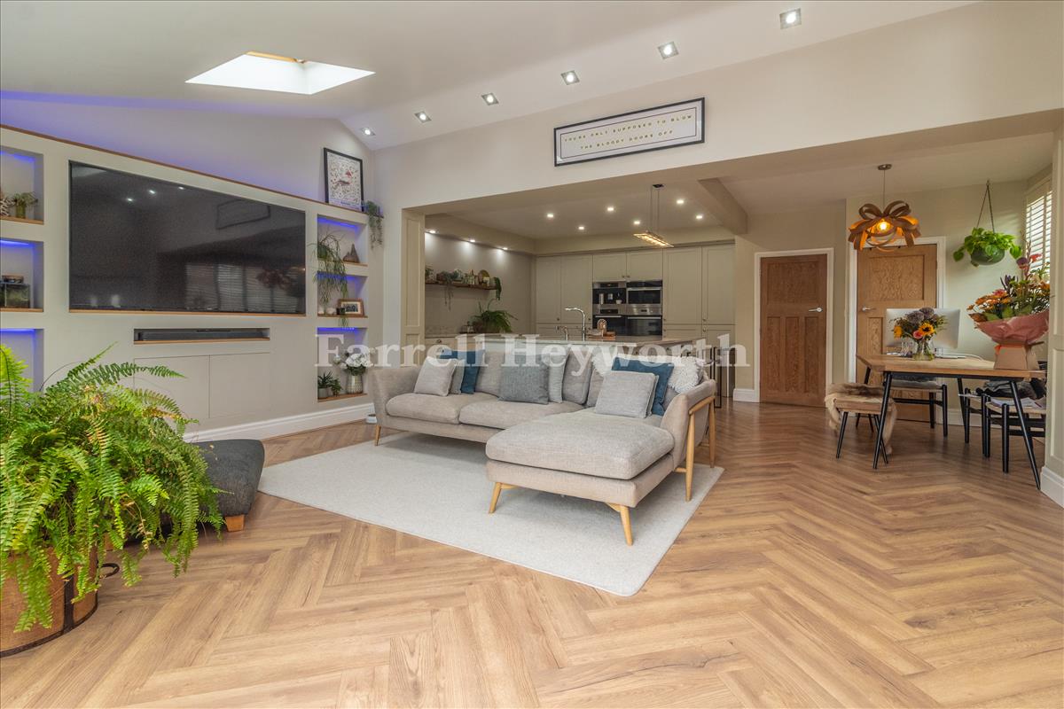 Open Plan Living image 2