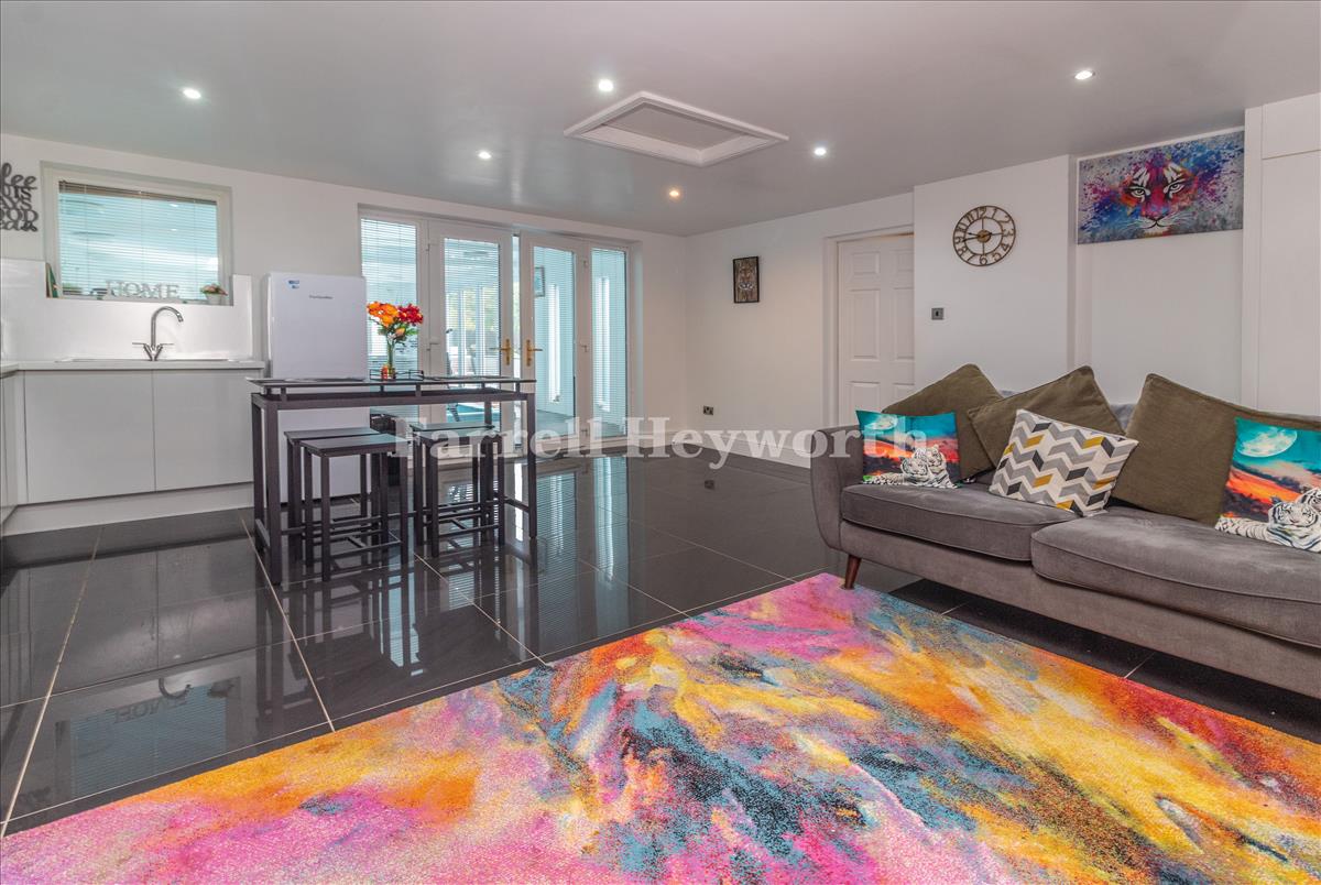 Living Room  Kitchenette 2 