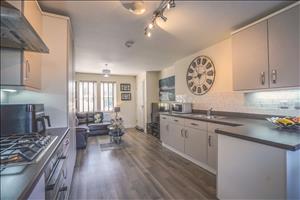 Kitchen e