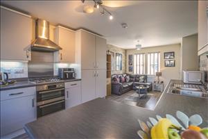 KITCHEN B