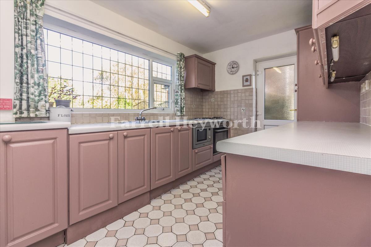 Kitchen b