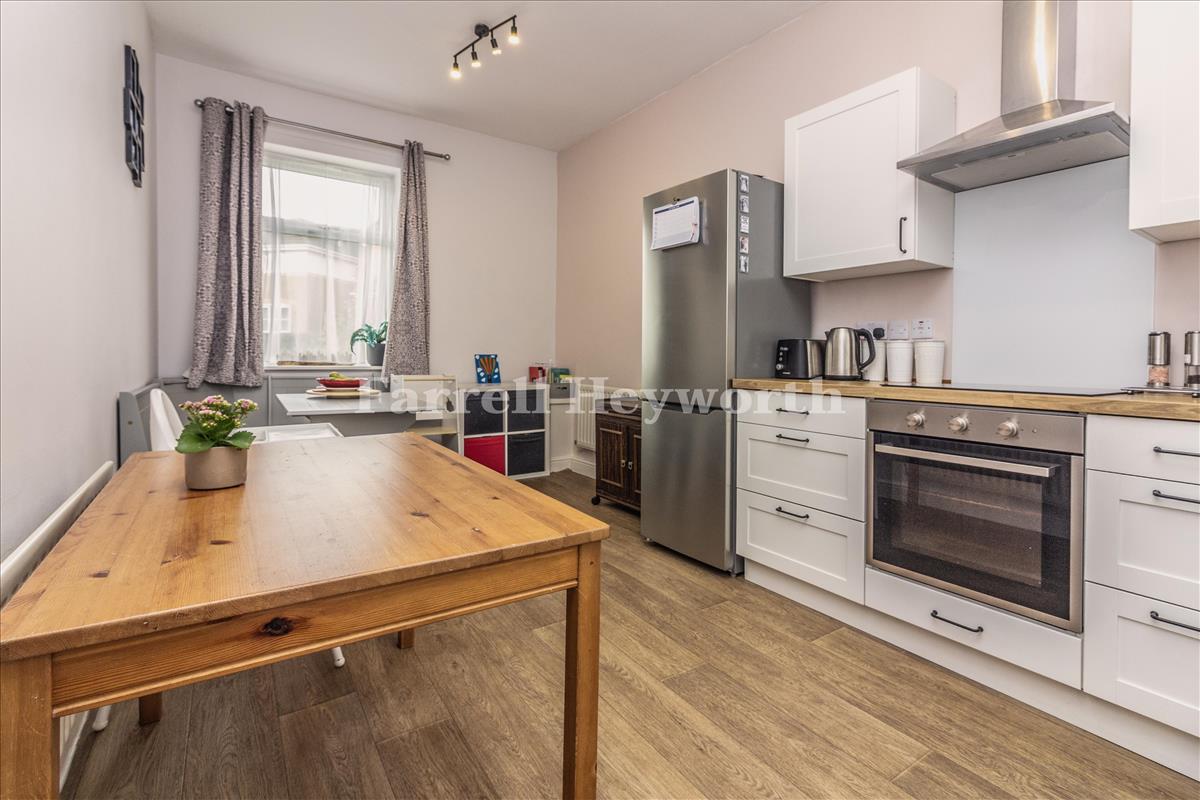 Kitchen c