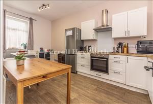 Kitchen d