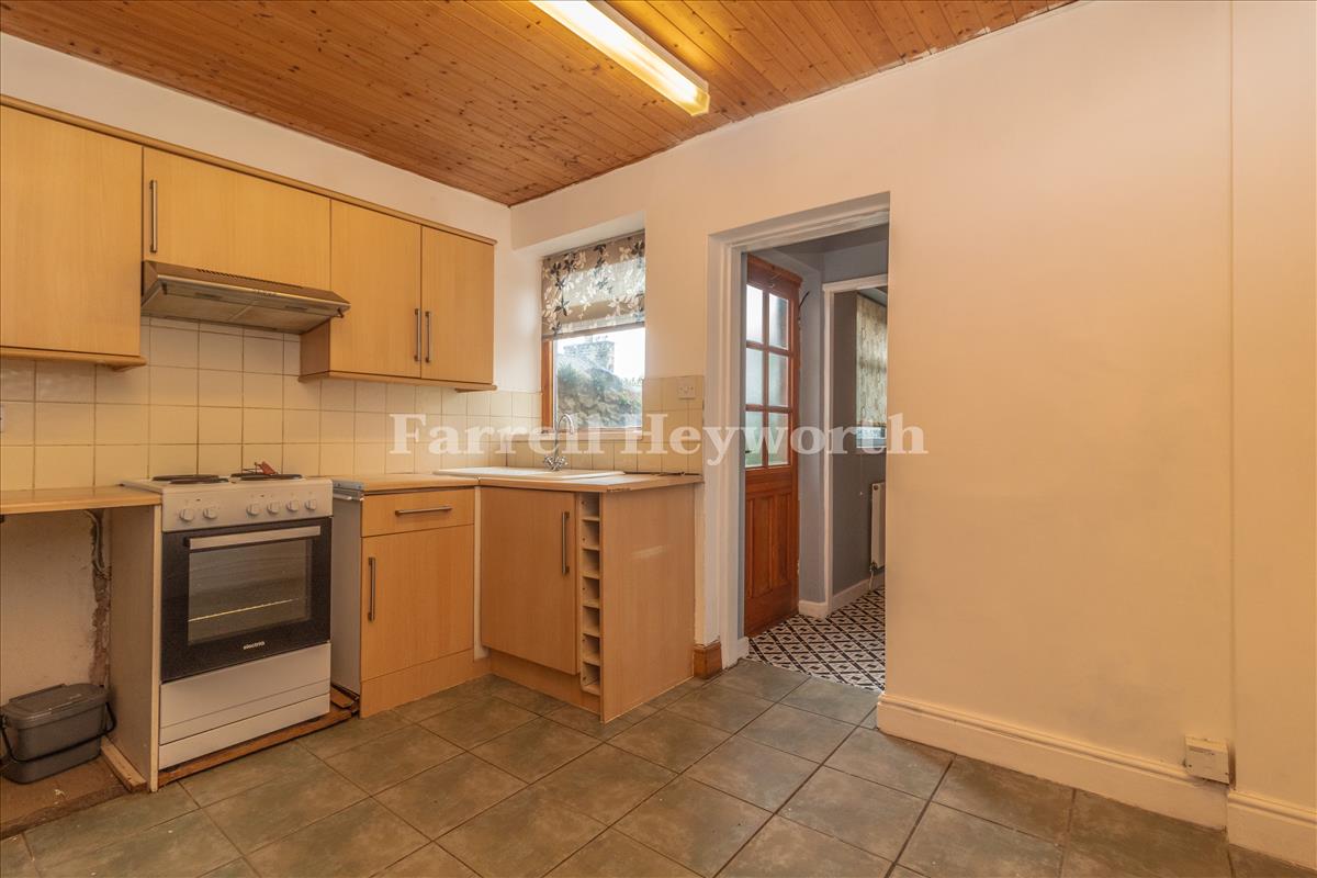 Kitchen image 2