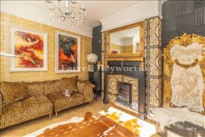 Lounge image 3