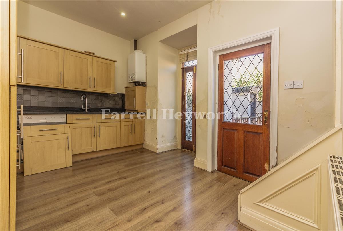 Kitchen c