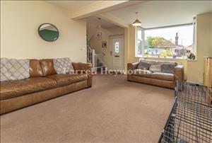Lounge image 3