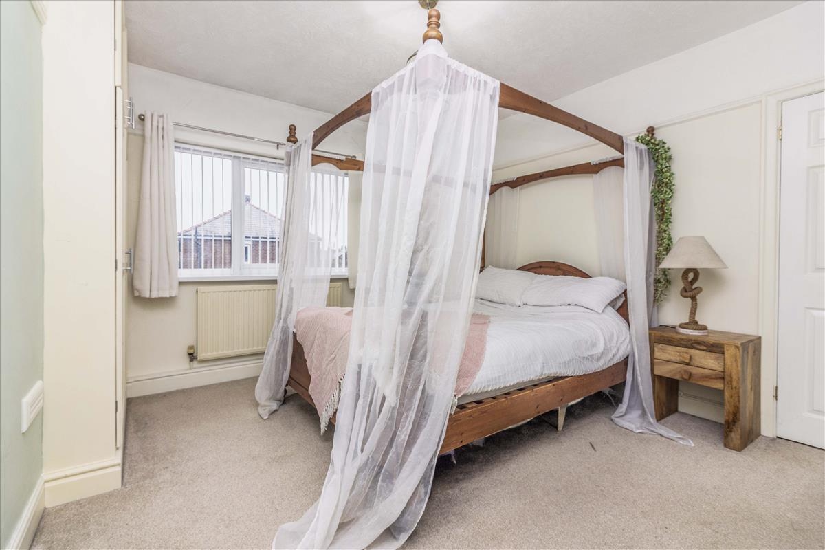 Bedroom Two z