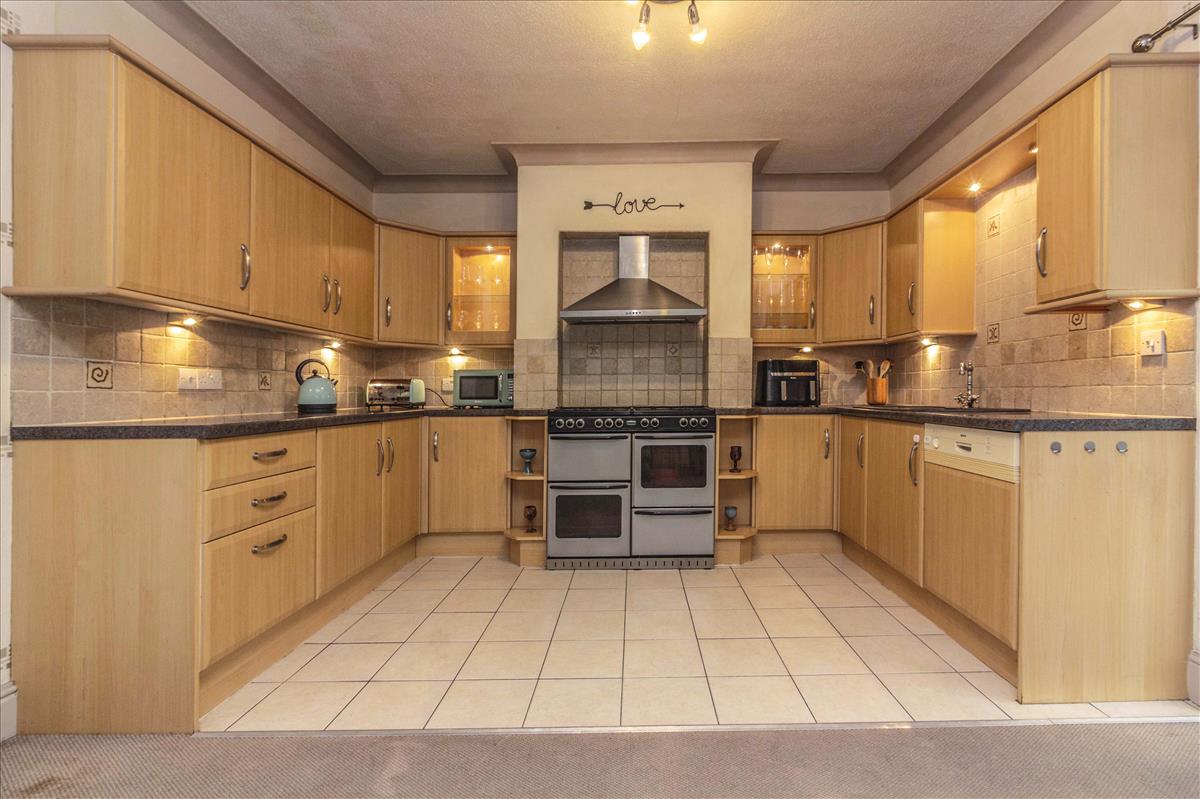 Kitchen x