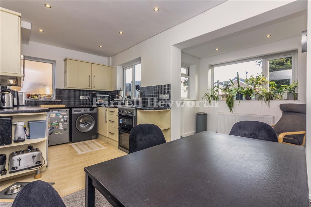 Kitchen c
