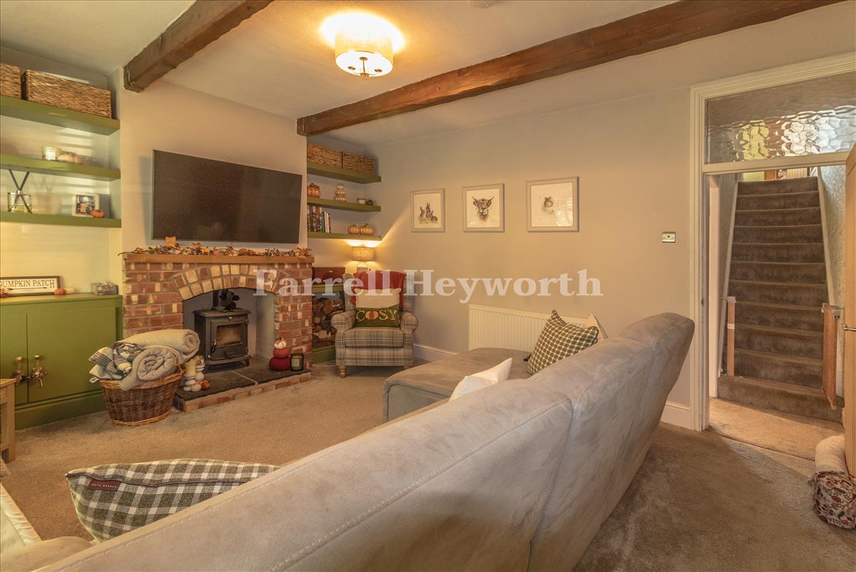 Lounge image 2