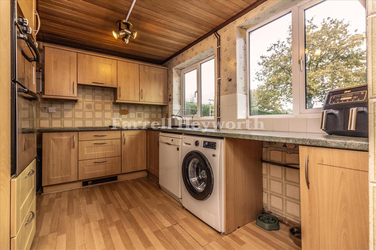 Kitchen b
