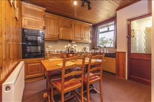Kitchen c