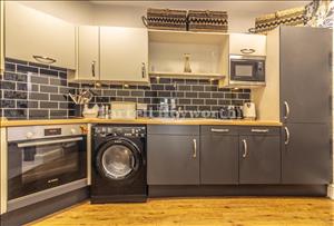 Kitchen d